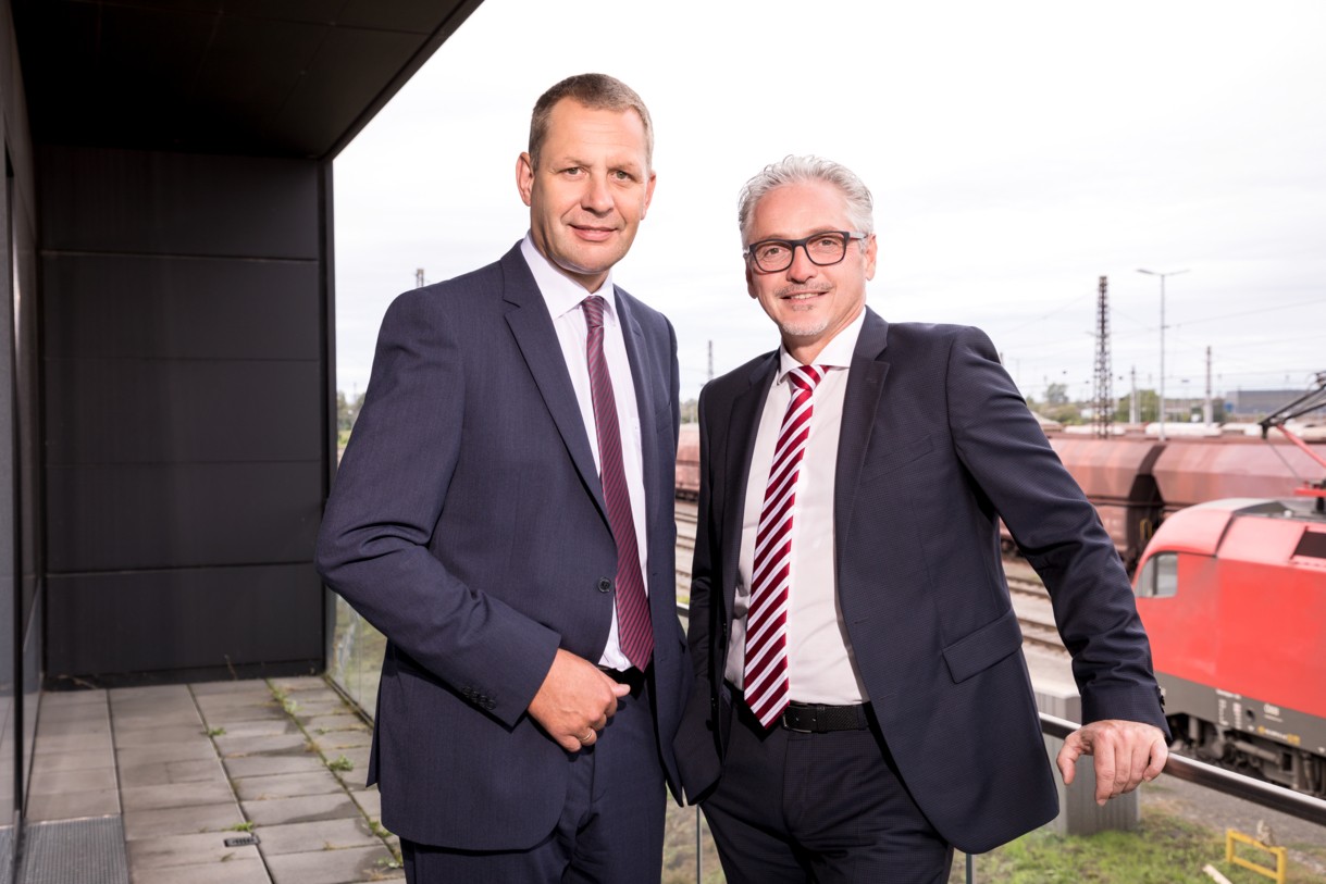 LogServ Geschäftsführer Christian Janecek (re.) und Markus Schinko