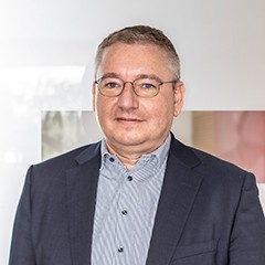 Alexander Ochs